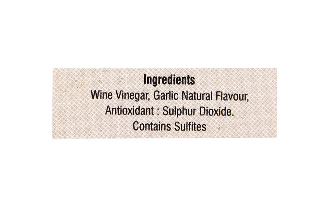Dolce Vita Wine Vinegar With Garlic    Glass Bottle  250 millilitre